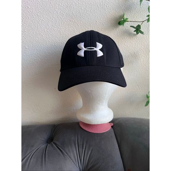 Under Armour Black Polyester Stretch Fit Baseball Cap Hat size M/L - Picture 2 of 5